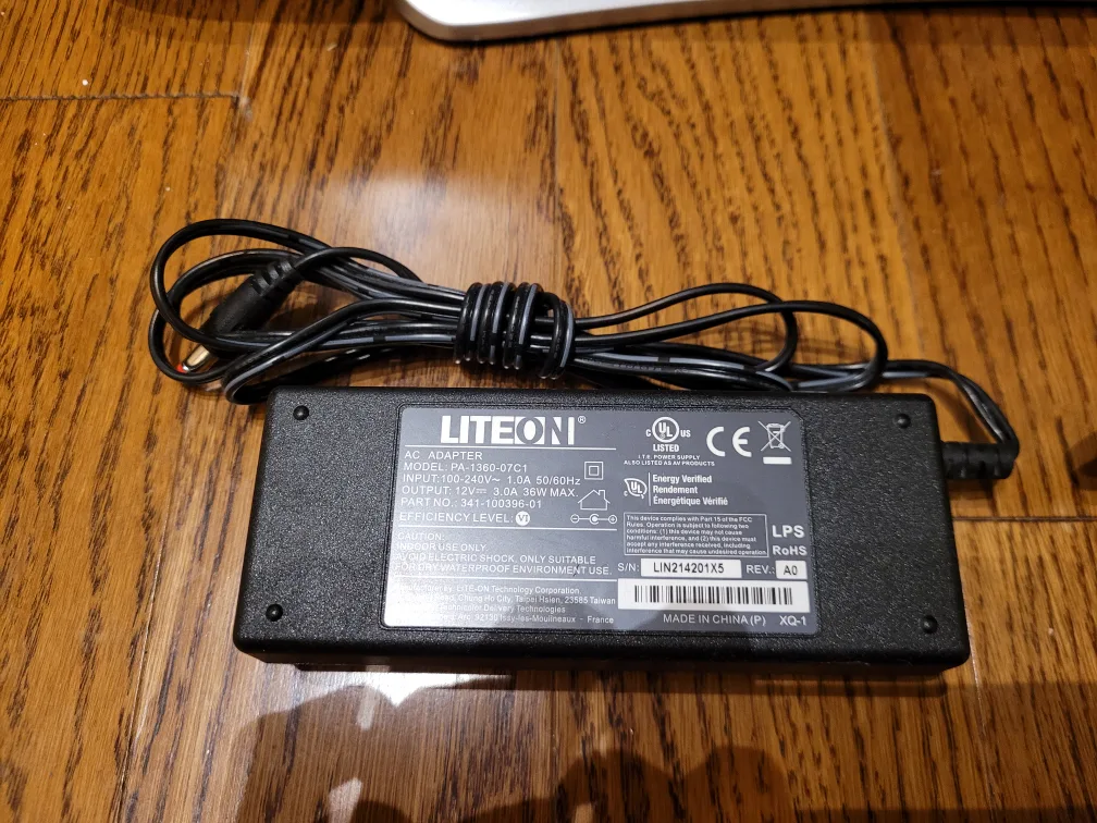 Malata LTD-1710 LCD TV with Power Adapter🥕 image indicator(2)