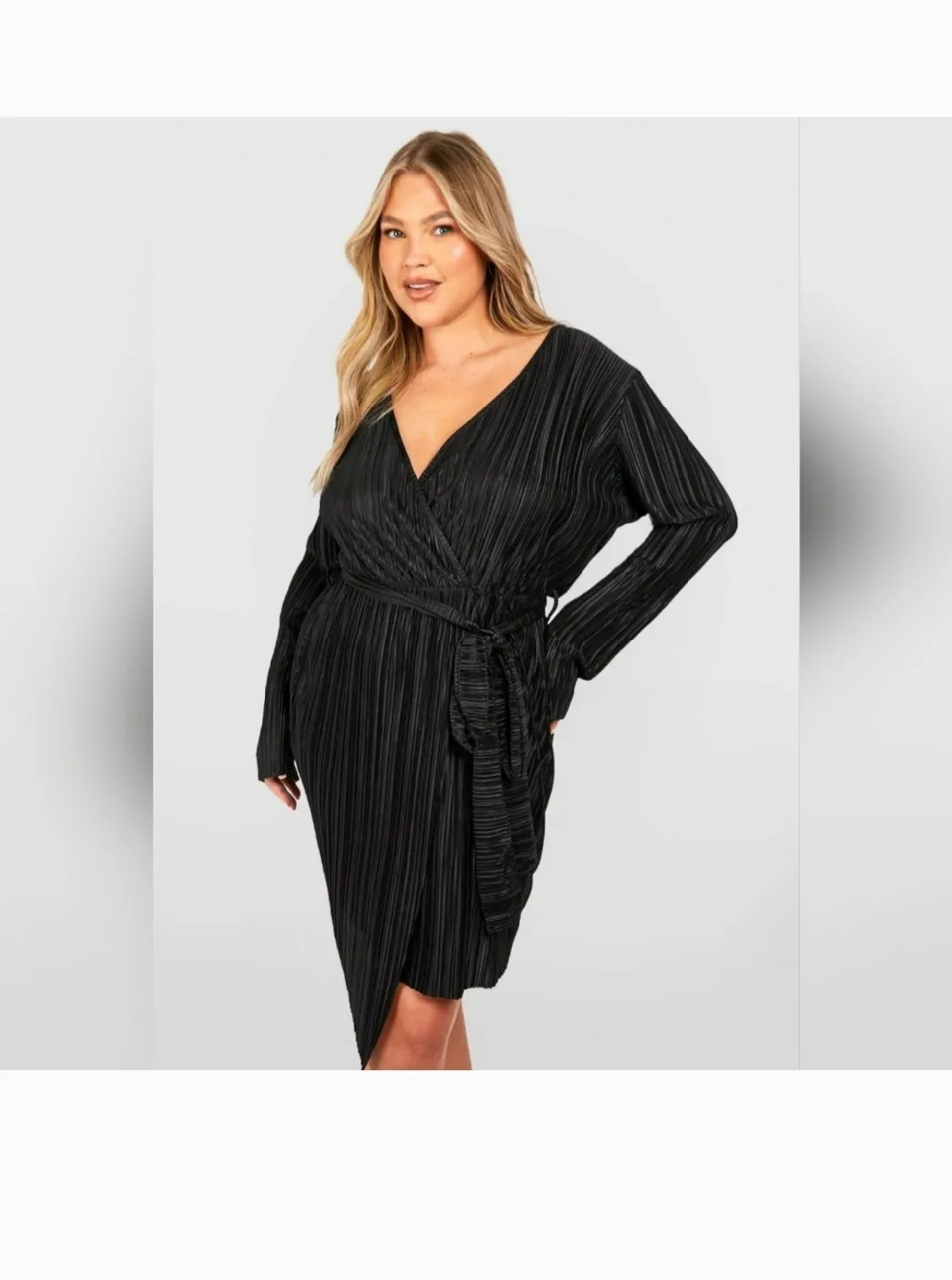 Boohoo Plus Size Black Pleated Wrap Dress - Size 22 image indicator(3)
