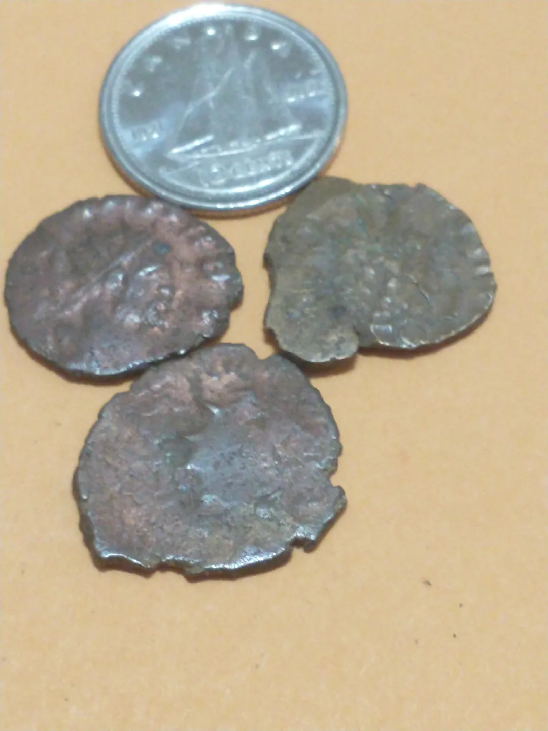 Nice Barbarous radiate ancient coins c. 3rd century AD image indicator(3)