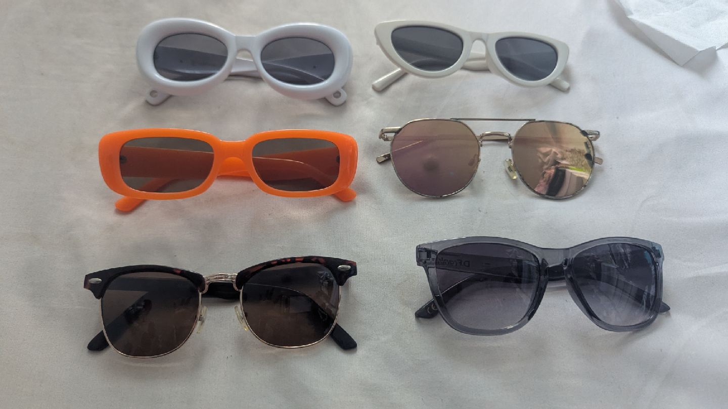 Set of 6 sunglasses 😎