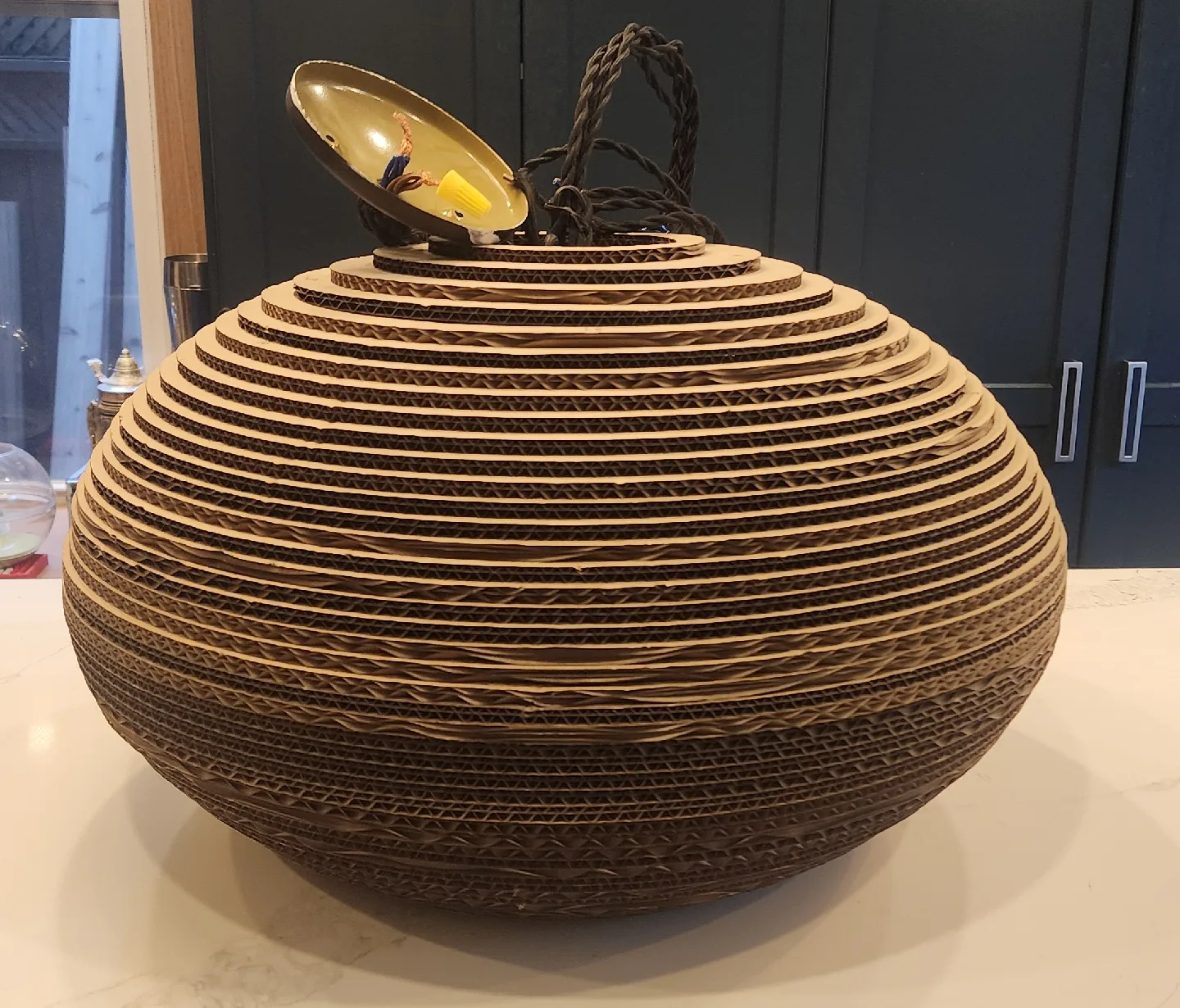 Oval Cardboard Pendant Light image indicator(2)