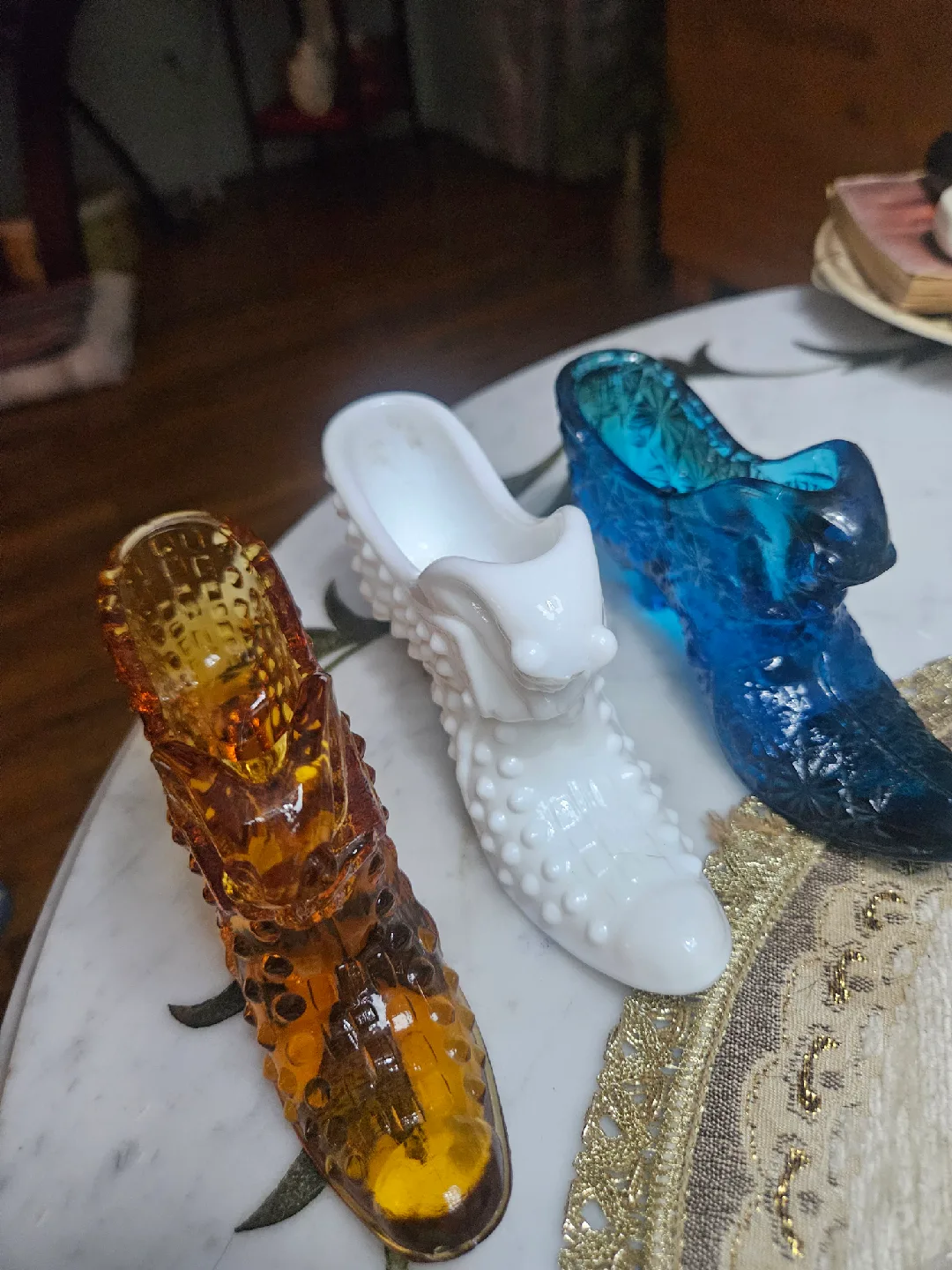 Fenton Hobnal Art. Glass Slipper  Shoe cat head image indicator(2)