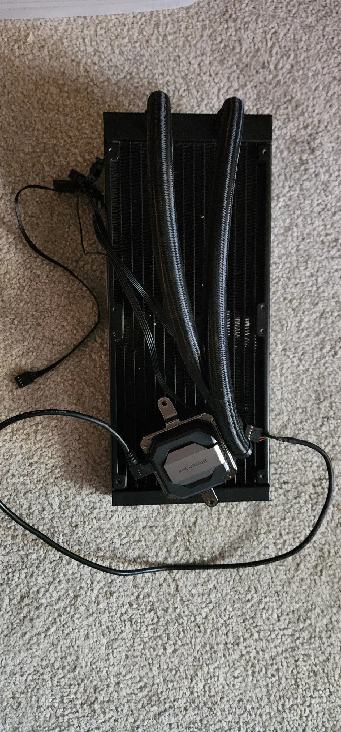 Corsair Liquid CPU Cooler 280mm image indicator(2)