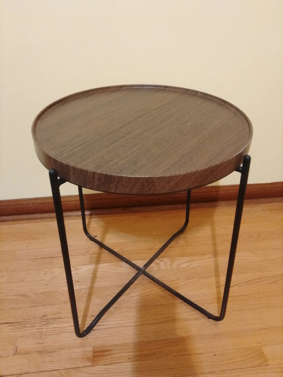 Round Side Table (×2) - Wood Top, Black Metal Legs image indicator(3)
