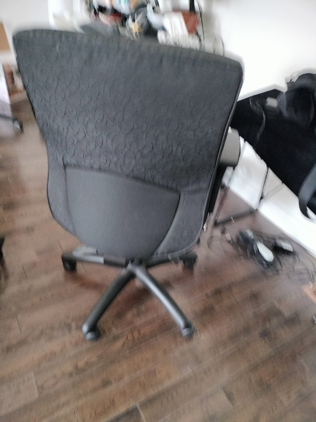 Ergonomic Office Chair - Black - photo 3