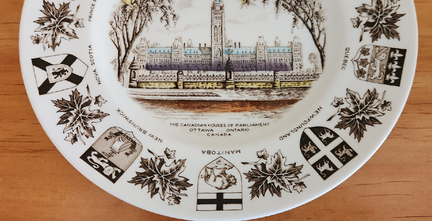 Canadian Houses of Parliament Decorative Plate - photo 3
