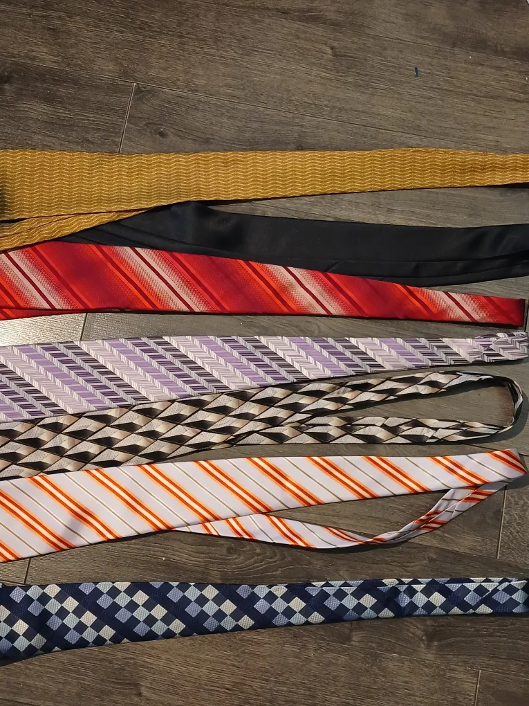 Men's Ties - Assorted Colours & Patterns (7) thumbnail