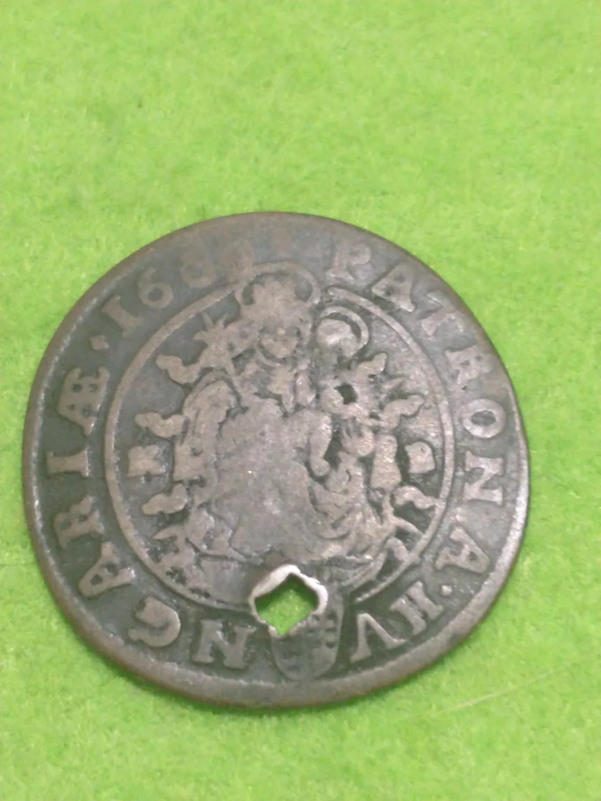 HOLED 1669 Hungary Leopold I Hogmouth silver 6 kreuzer image indicator(3)