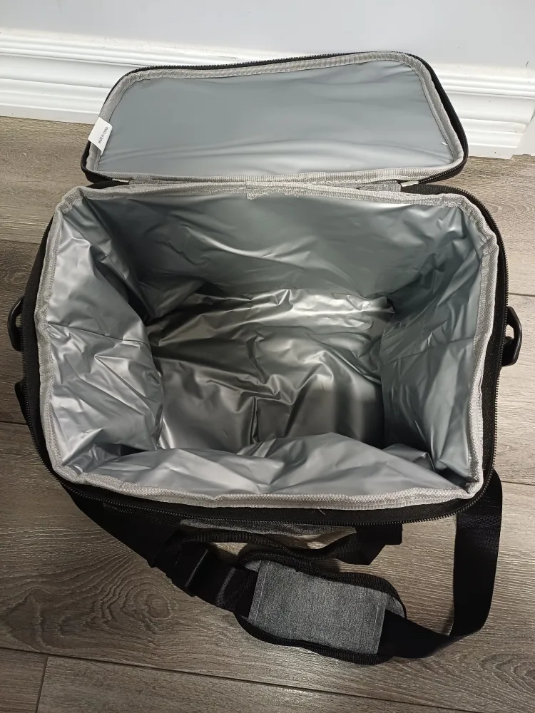 Grey Insulated Lunch Bag with Shoulder Strap image indicator(3)