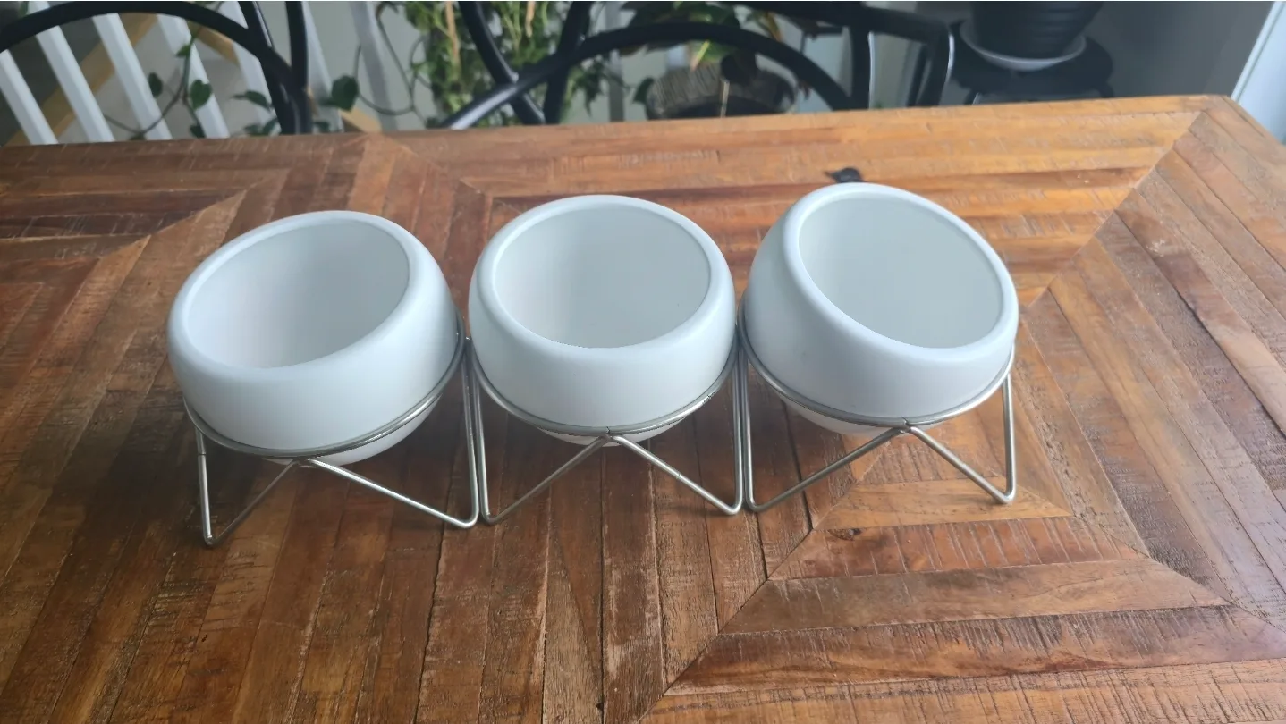 Moving Sale - Set of Ceramic Decorative image indicator(2)