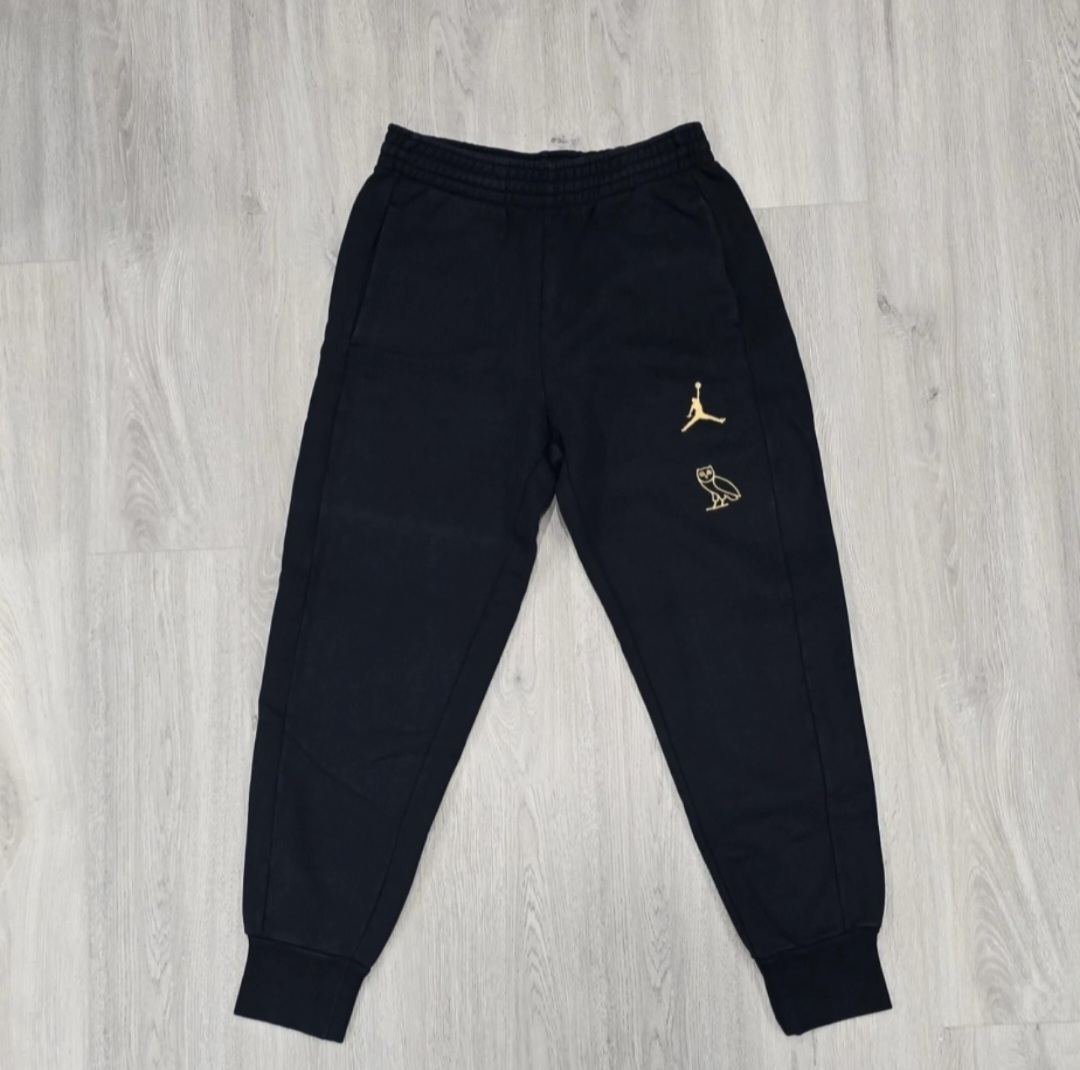 OVO Jordan tracksuit and beanie collaboration - photo 3
