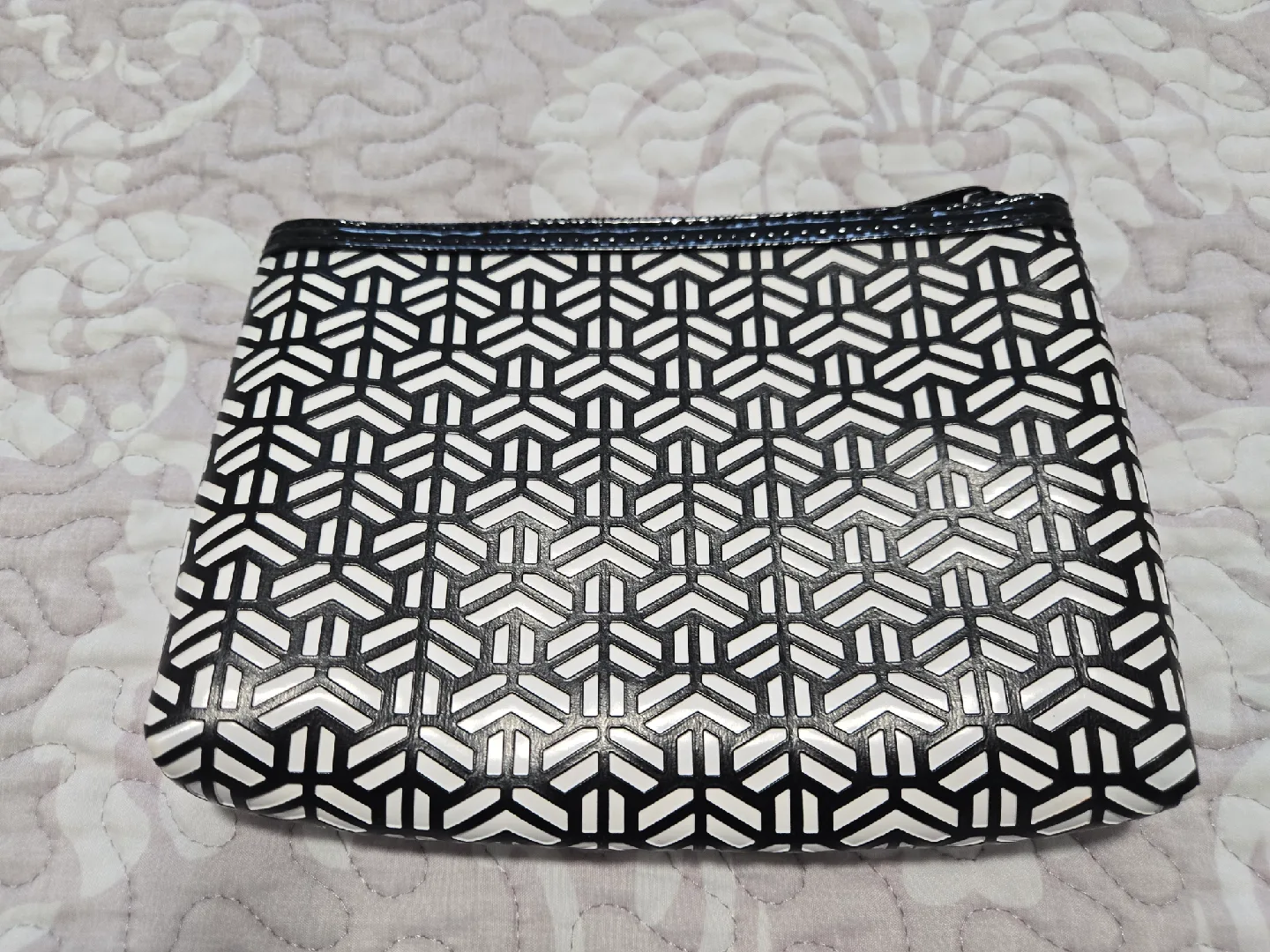 Black & White Pouch thumbnail