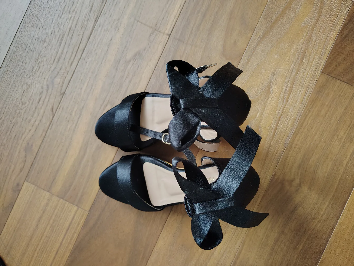 Silver Arrow Black Heels - Size 37