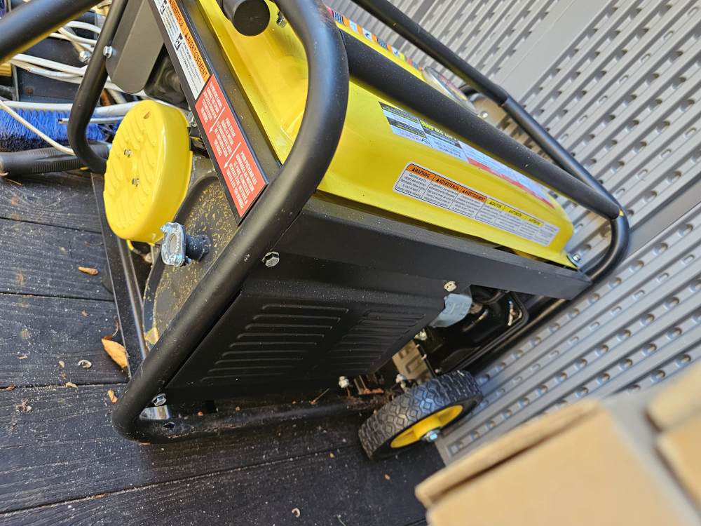 Champion 4000 Starting Watts Generator - photo 3