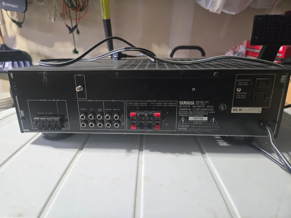 Yamaha Natural Sound Stereo Amplifier image indicator(2)