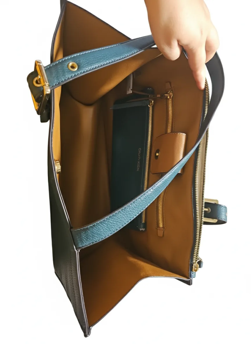 Calvin Klein Green Havana Tote Bag image indicator(3)