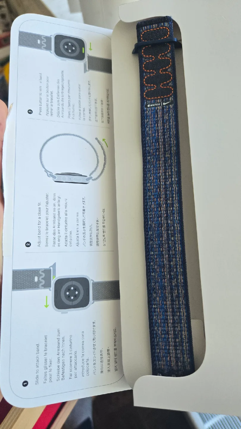 New Apple Watch Nike Sport Loop 41mm image indicator(2)