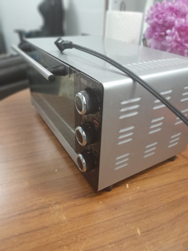 Hamilton Beach Toaster Oven - photo 2