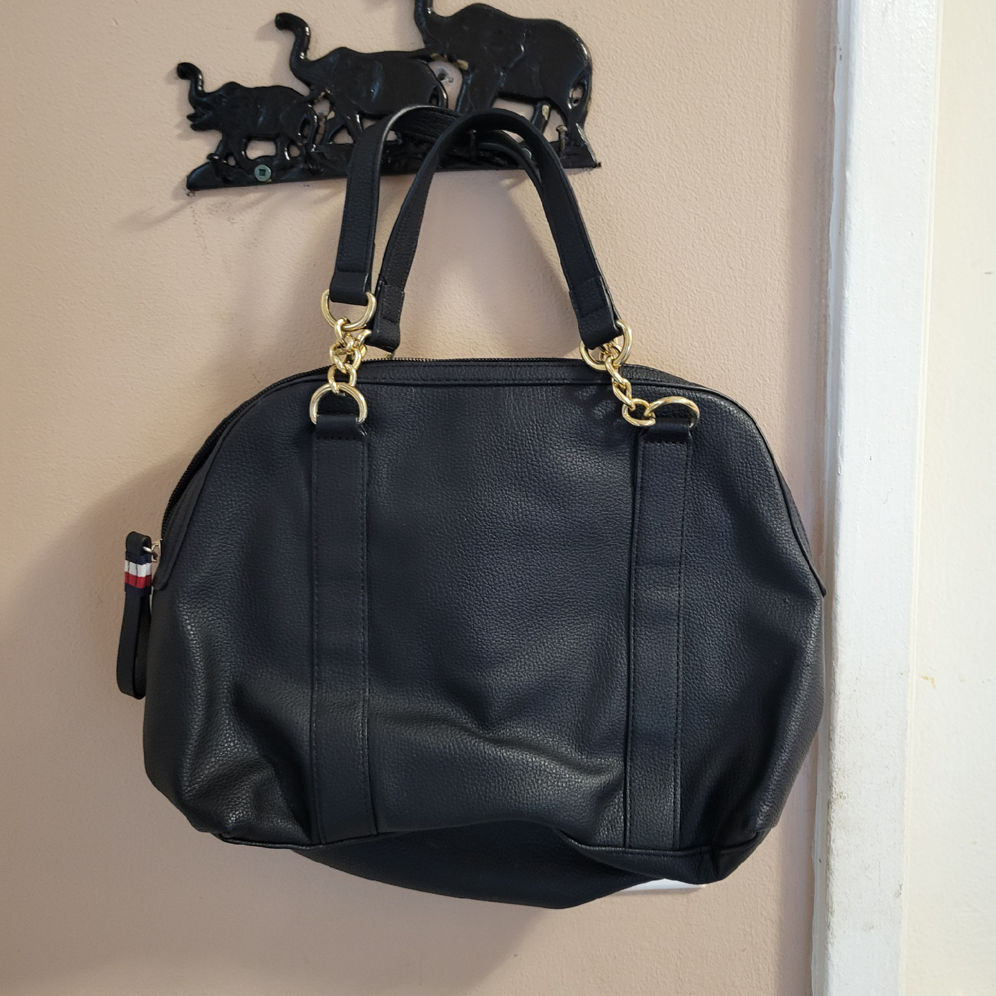 🥕Tommy Hilfiger Black Leather Purse Bag Like New - photo 2