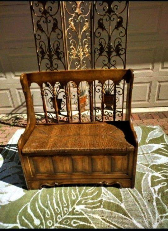 Wooden Storage Bench 39 x 38 x 18"