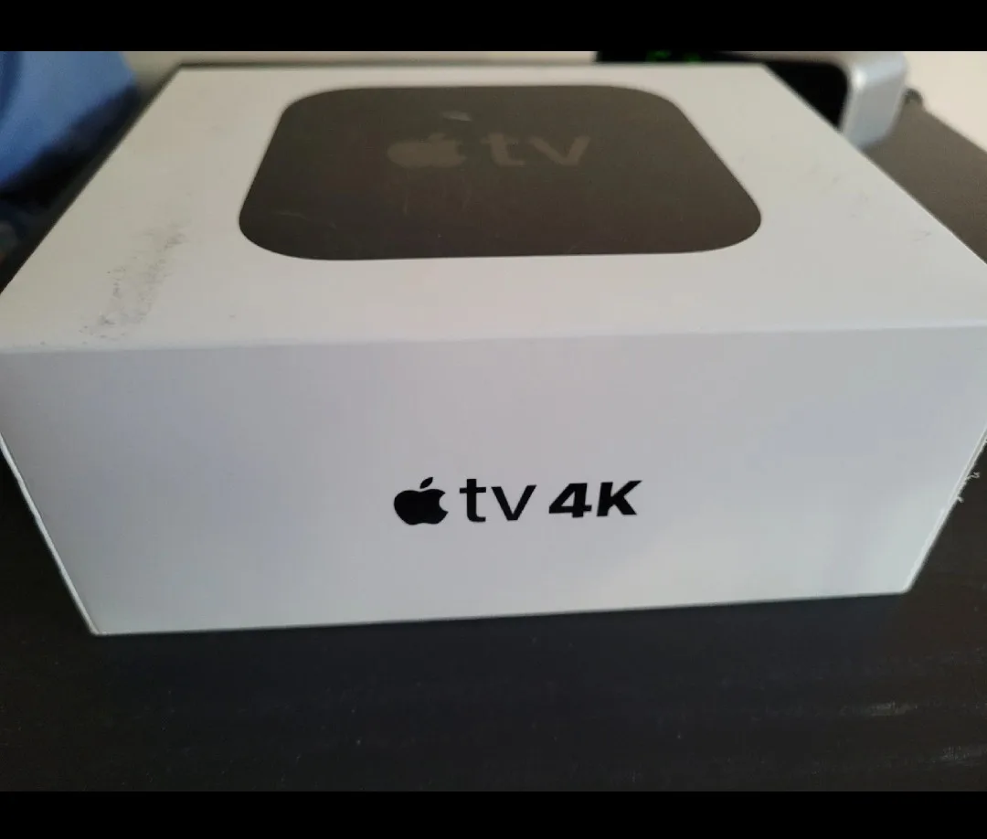 🥕 Apple TV 4K (64GB) - Box Included! thumbnail