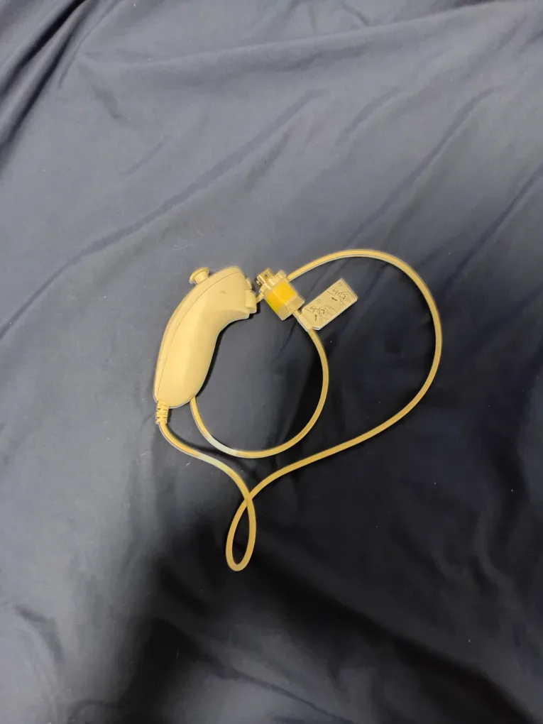 modded Nintendo Wii Console with Controller image indicator(5)