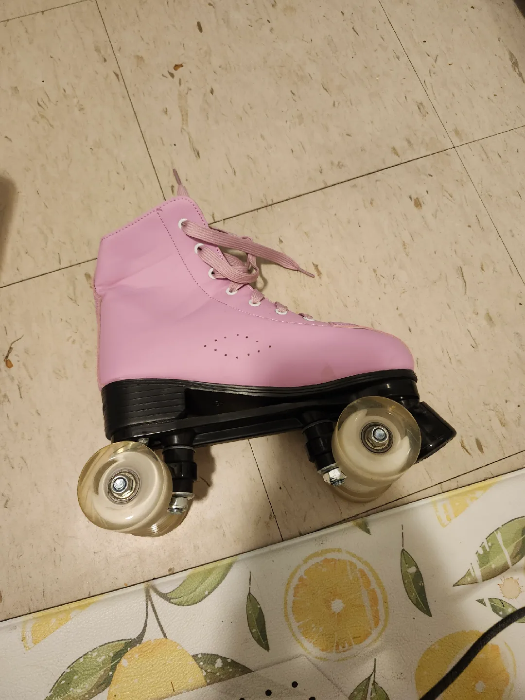 Pink Roller Skate image indicator(2)