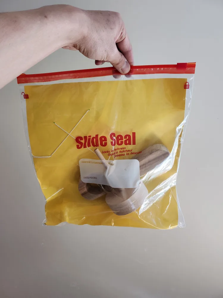 Spin Top Industries Wooden Spinning Top Toy 🥕 image indicator(3)