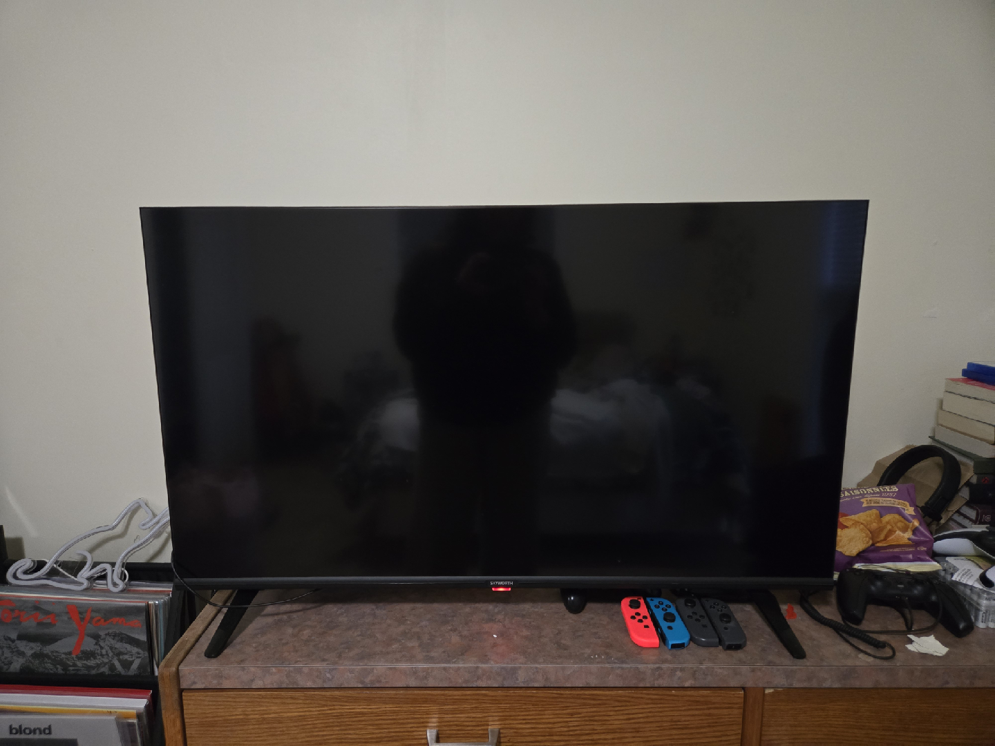 Skyworth 40" Smart TV - photo 2