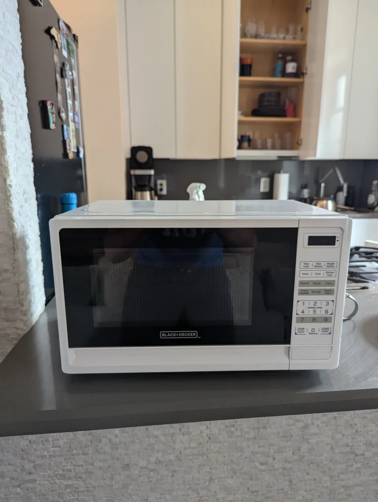 Black + Decker Microwave