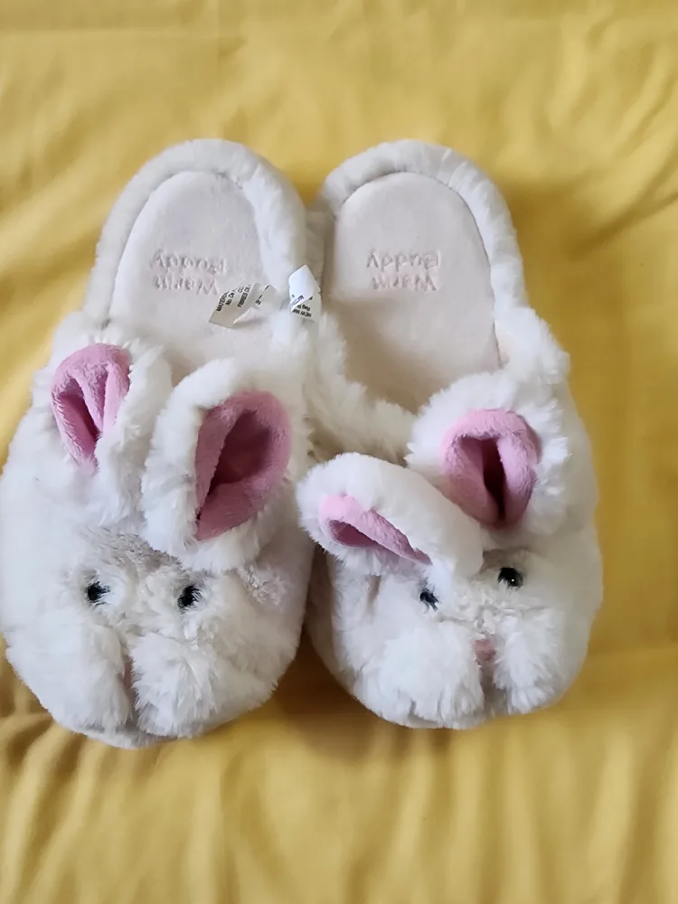 Warm Buddy Bunny Slippers - Size 6/7 thumbnail