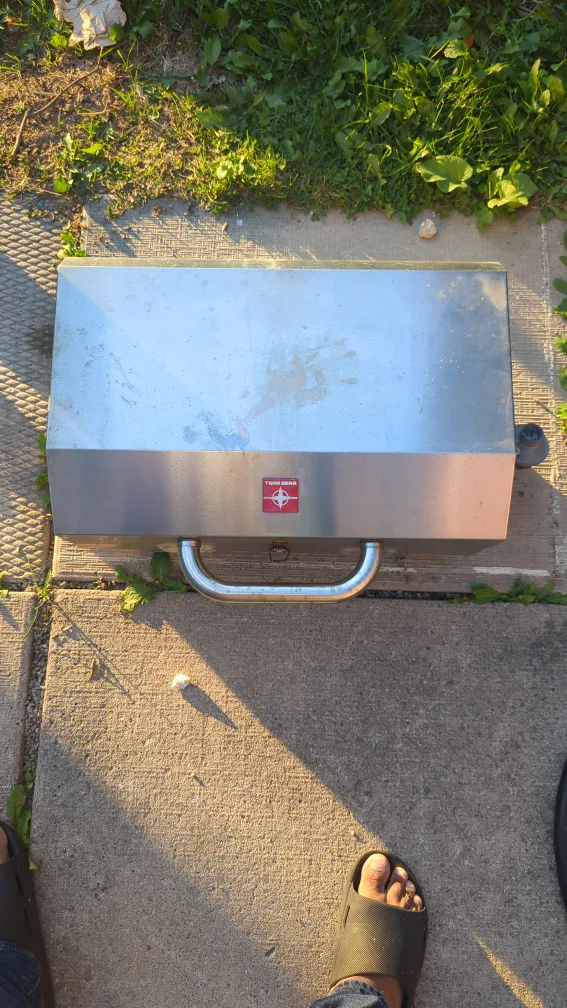 Portable BBQ Grill thumbnail