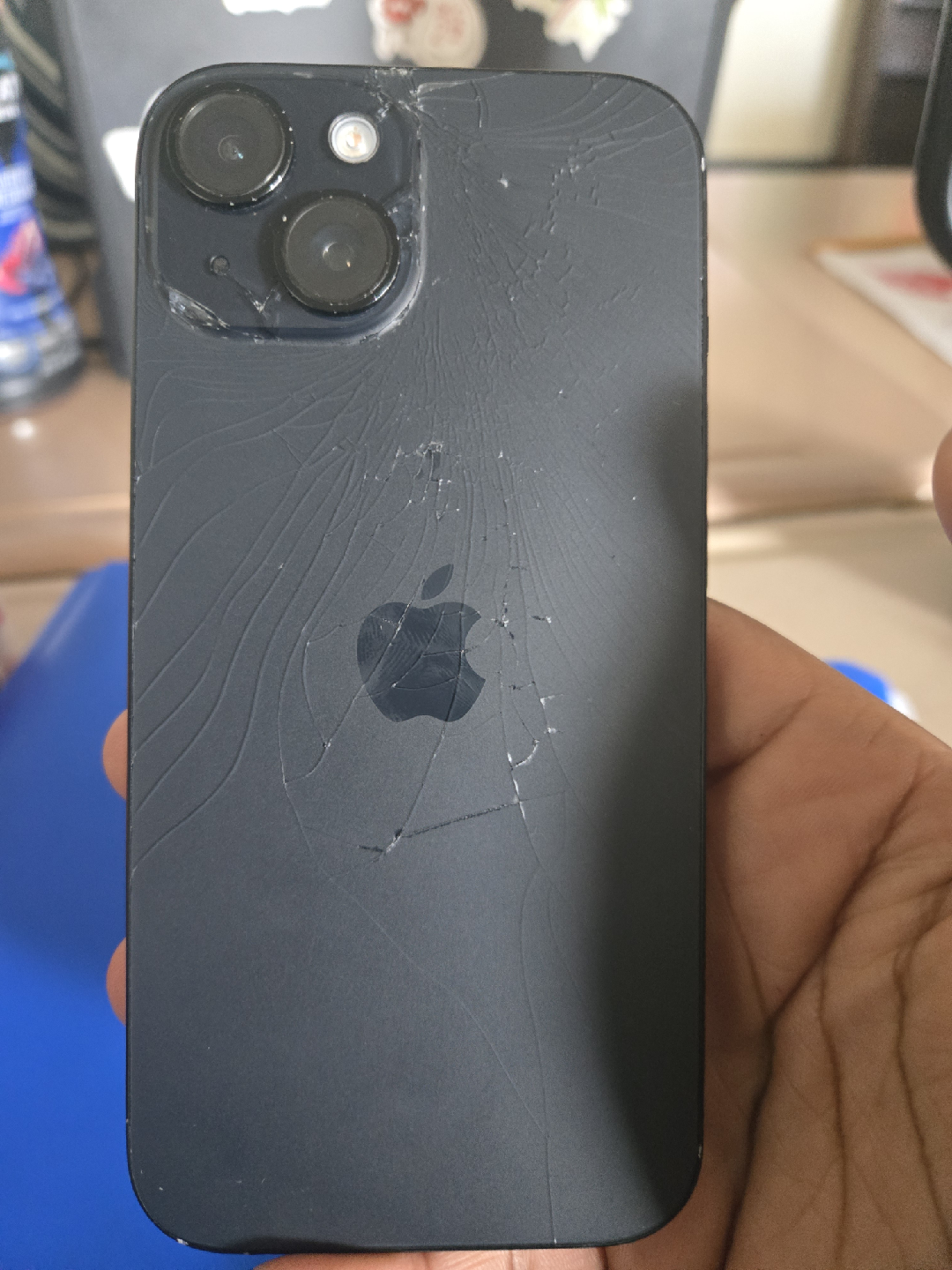 Cracked Apple iPhone 🥕