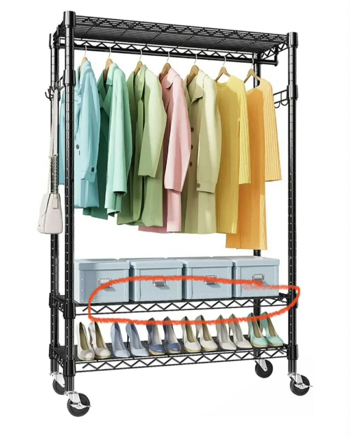 Metal Garment Rack with Wheels image indicator(7)