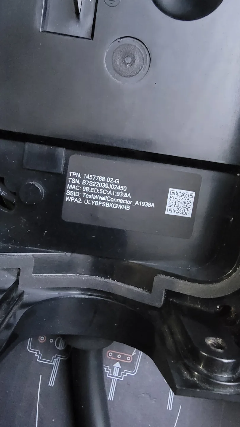 Tesla Wall Connector Gen 3 – Level 2 EV Charger As is image indicator(5)
