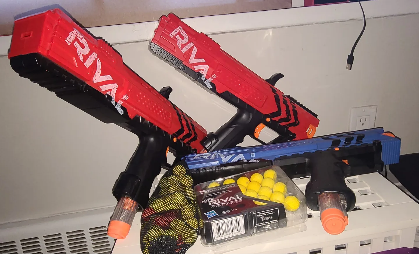 Nerf Rival Apollo XV-700 Blasters + Ammo thumbnail