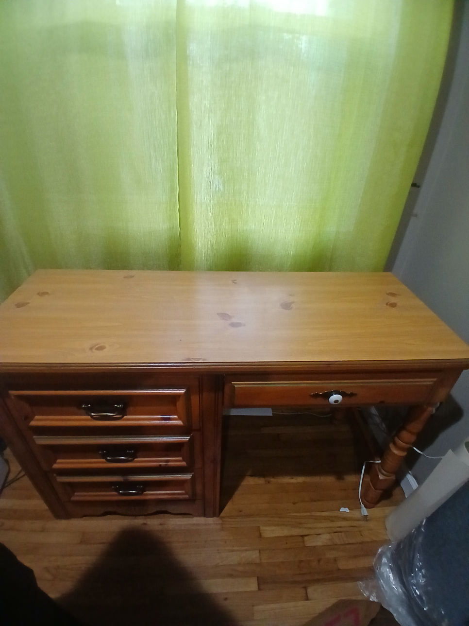 Wooden Desk - 46.5" x 18" x 30" - photo 4