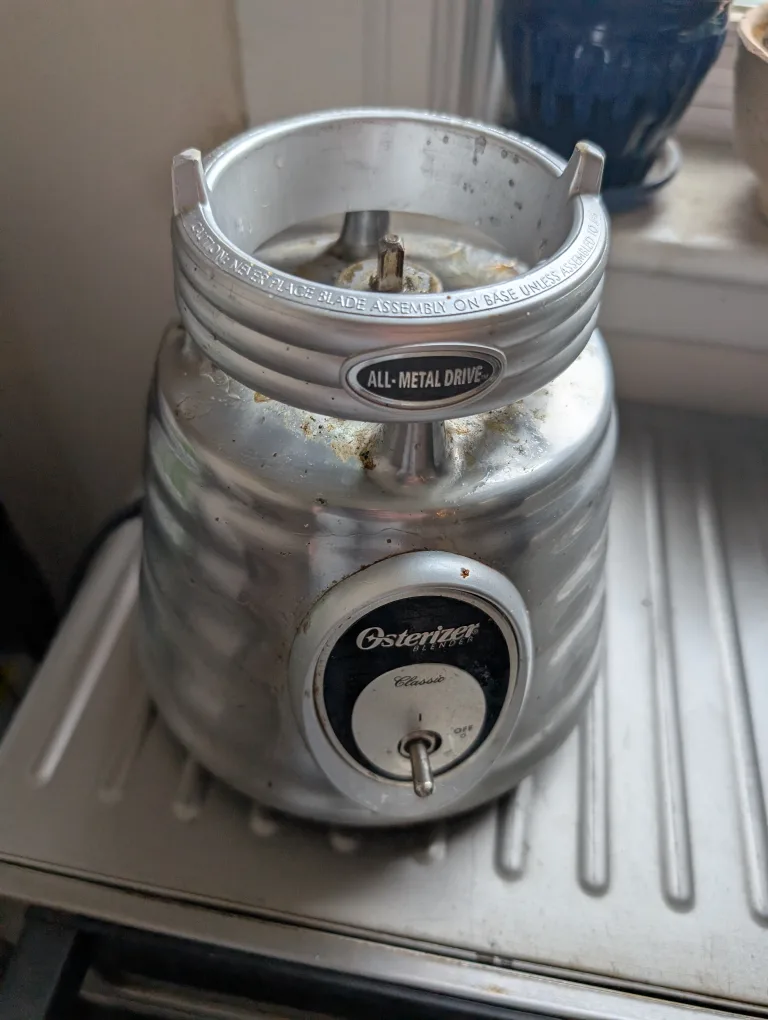 Osterizer Classic All-Metal Drive Blender thumbnail