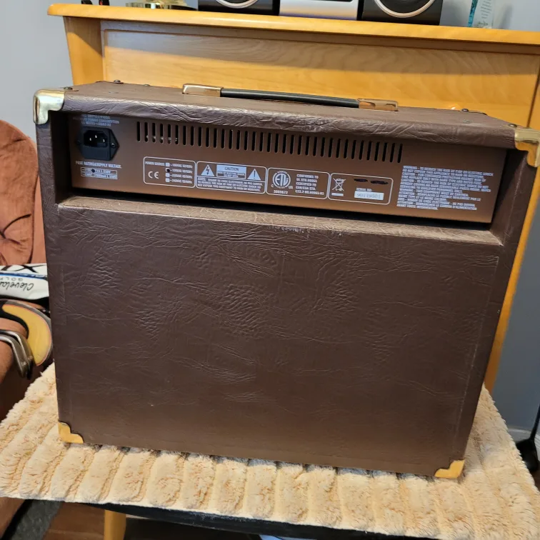 RMS AC 40 Acoustic Guitar Amp Mic & Guitar Channels... image indicator(6)