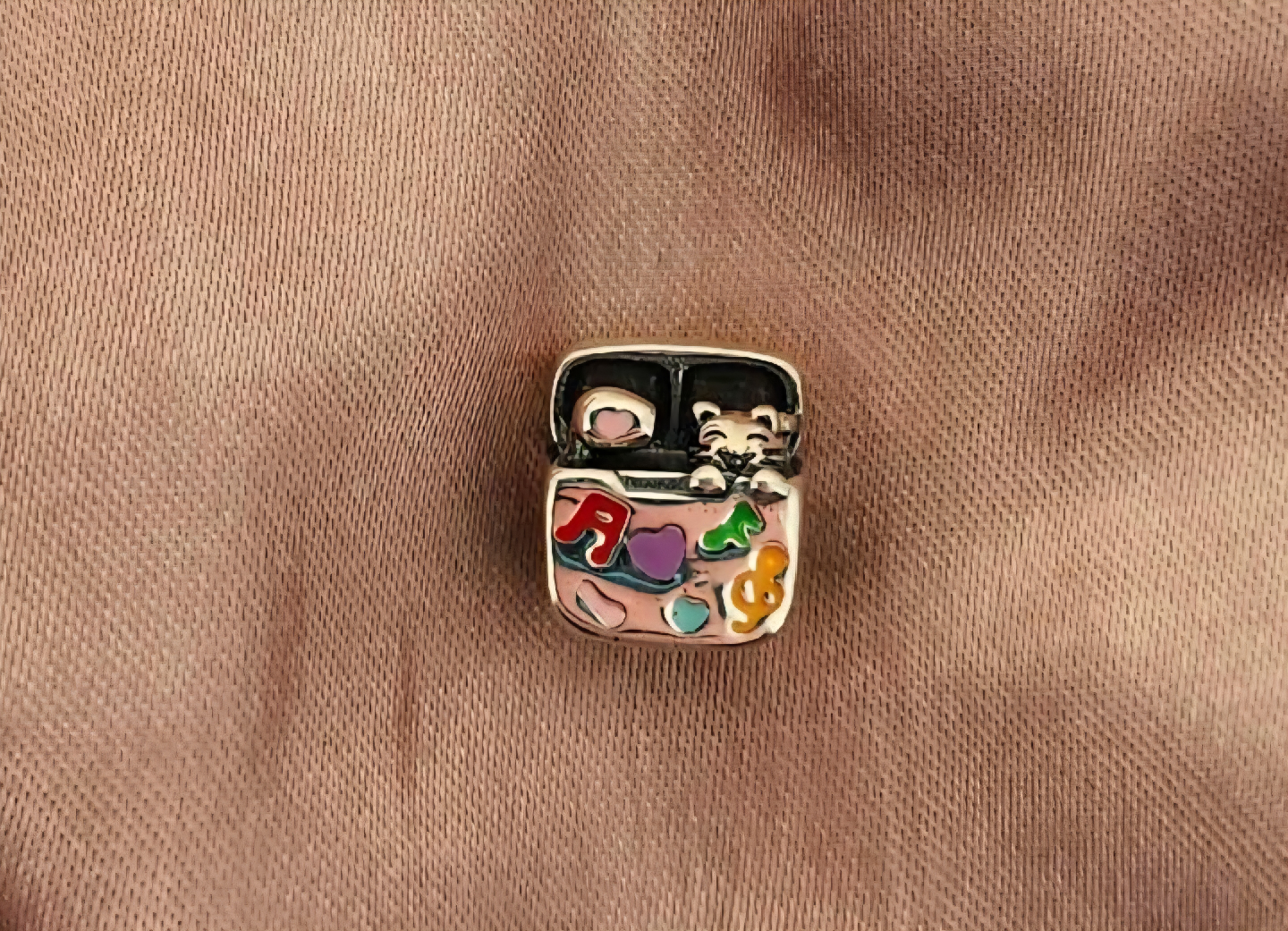 Kitty Earpod Charm