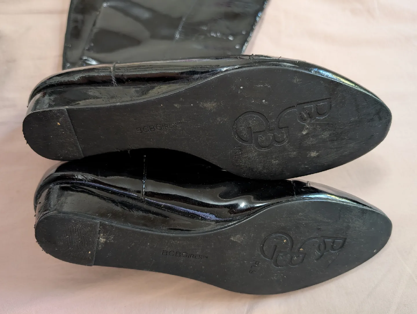 BCBGirls Black Patent Boots Size 7 🥕 image indicator(4)
