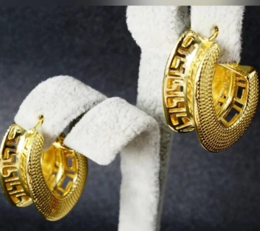 18k Gold Plated Hoop Earrings - photo 2
