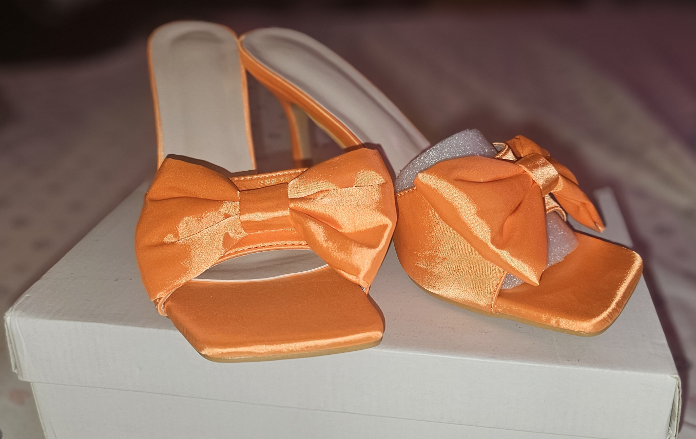 Orange Bow Heeled Mules - Size 10 - photo 2