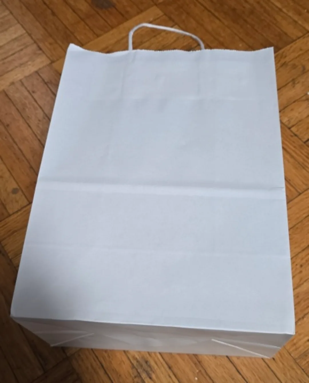 30 for $10 White Paper Gift Bag image indicator(4)