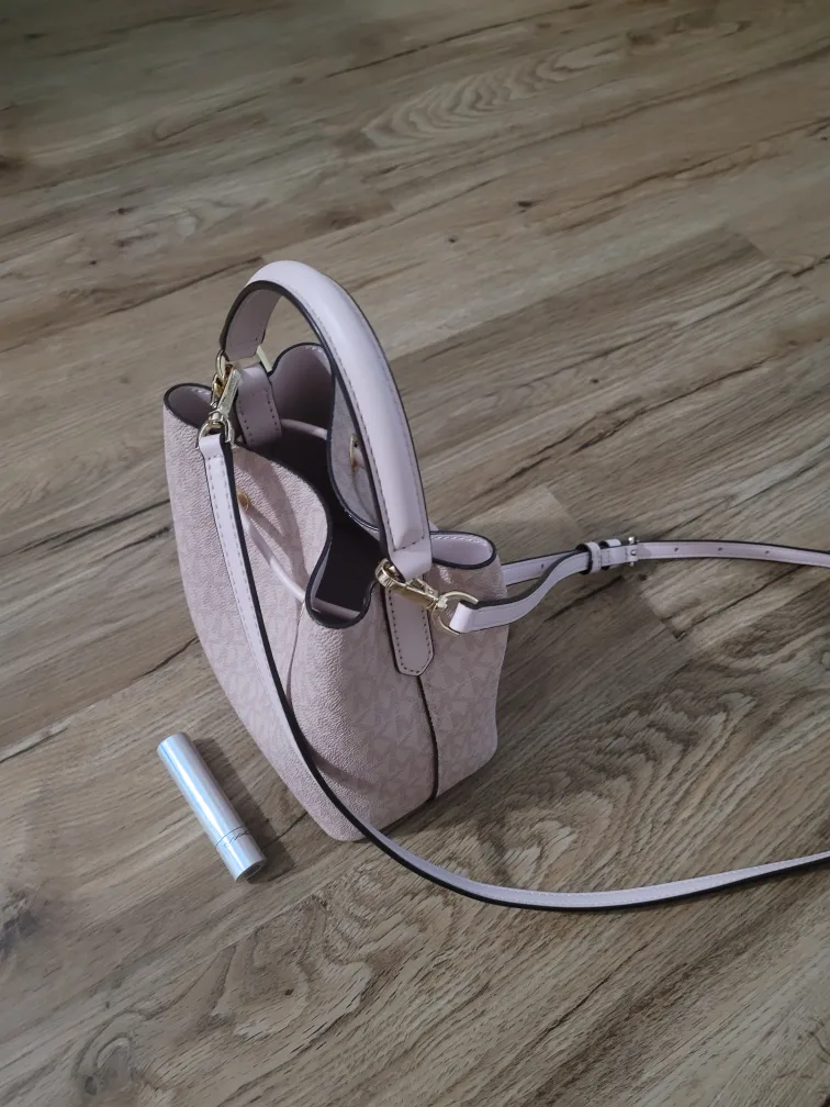 Michael Kors Pink Bucket Bag image indicator(4)