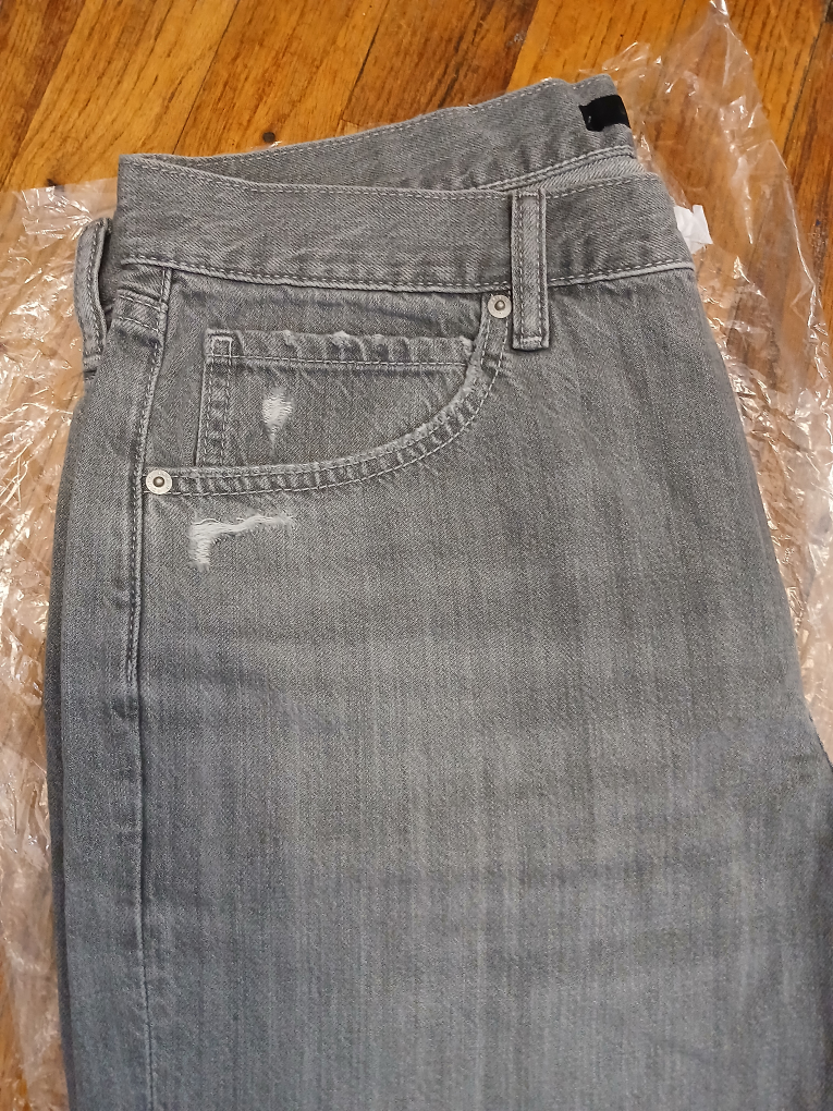 BRAND NEW* Uniqlo Women's Relaxed Tapered Ankle Jeans - Size 29 - photo 5