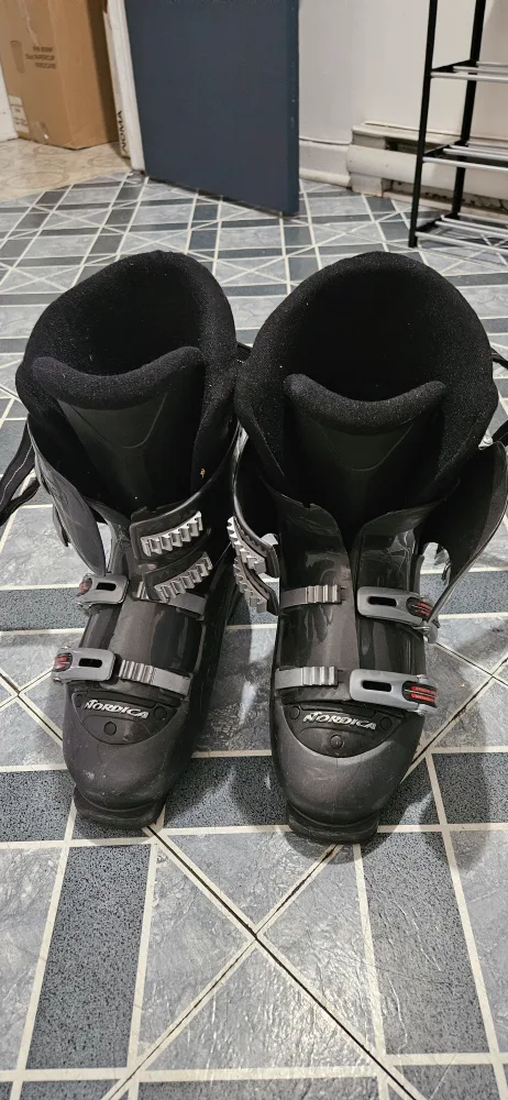 🥕Nordica Ski Boots, Size 29.0 thumbnail