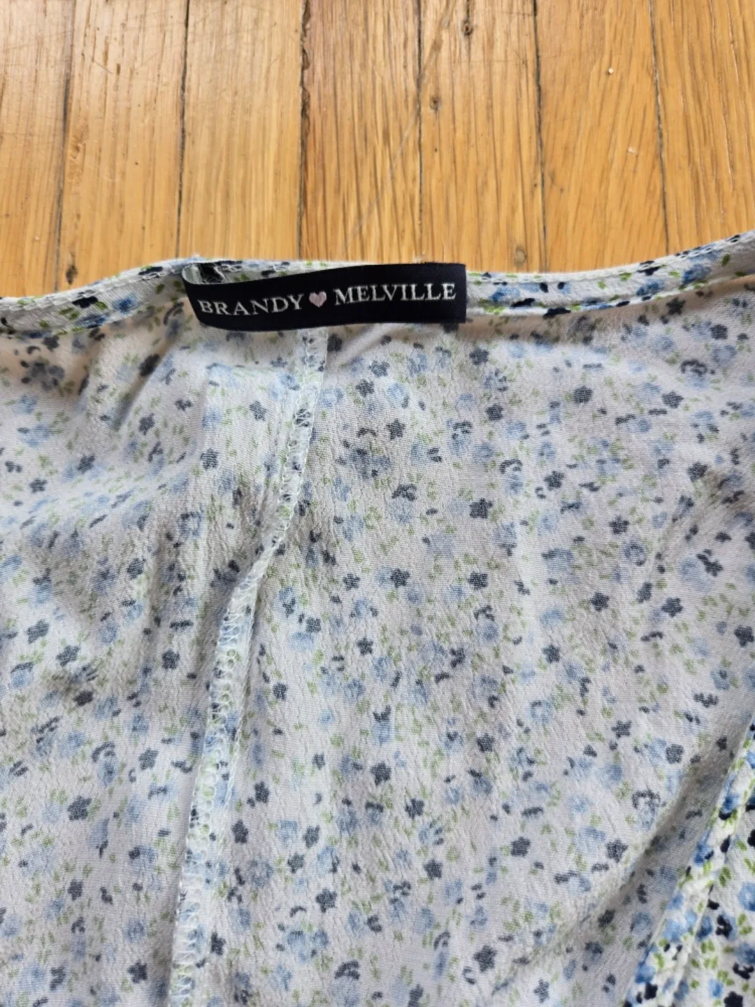 Brandy Melville Floral Wrap Dress image indicator(5)