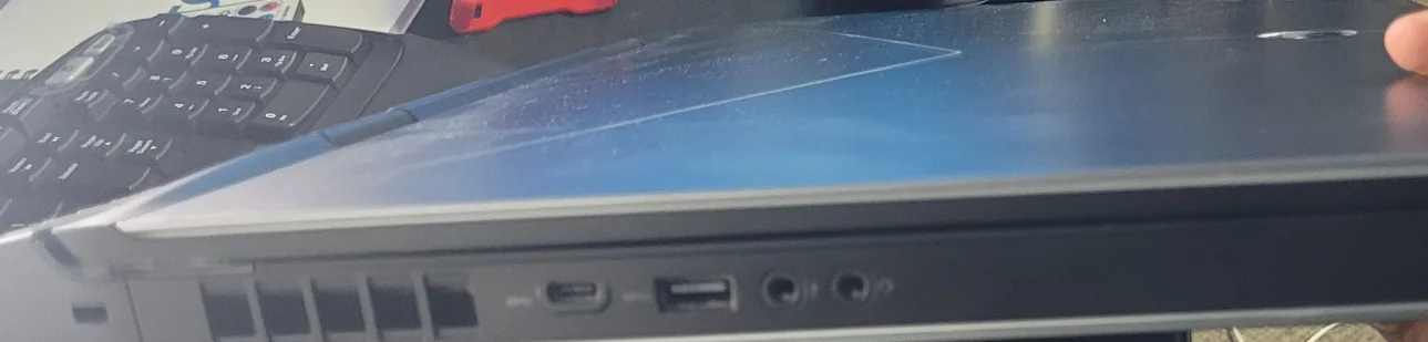 Alienware 17r4 image indicator(2)