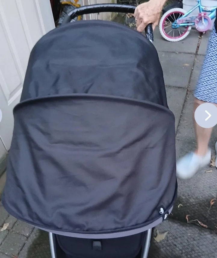 Evenflo Stroller - Grey & Black image indicator(2)